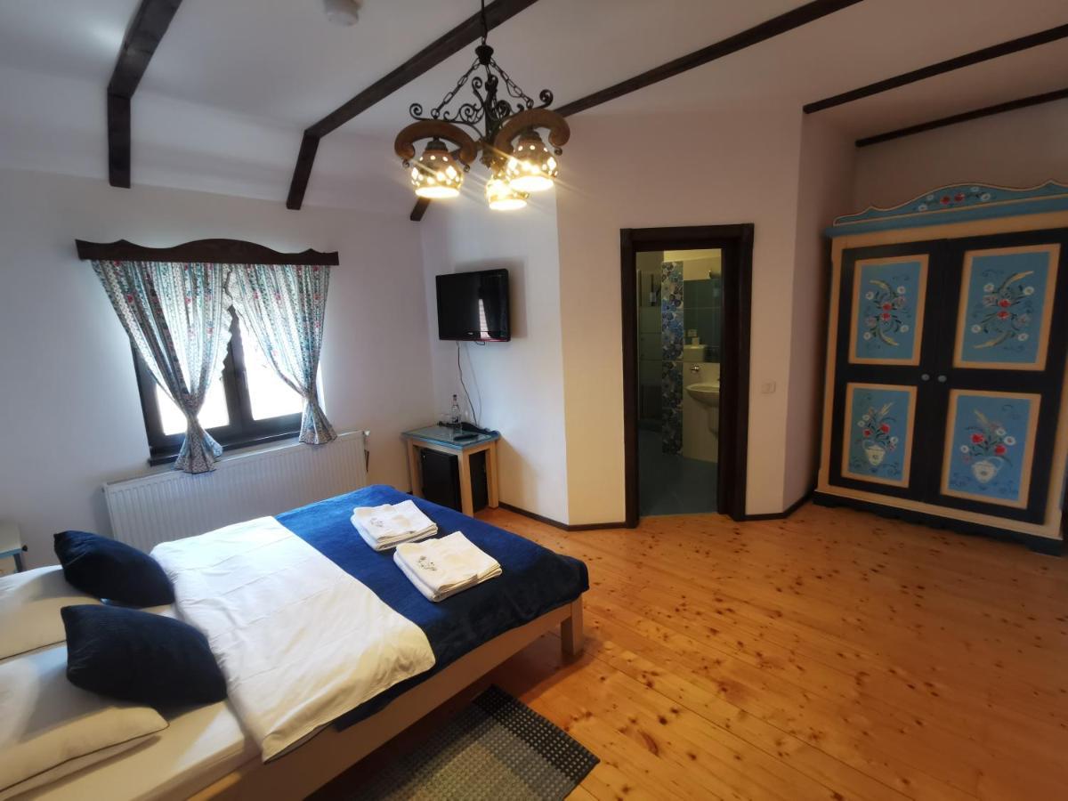 Pensiunea Casa Moga Bucium  ภายนอก รูปภาพ