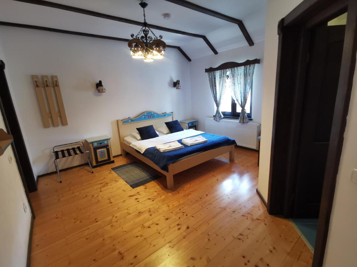 Pensiunea Casa Moga Bucium  ภายนอก รูปภาพ