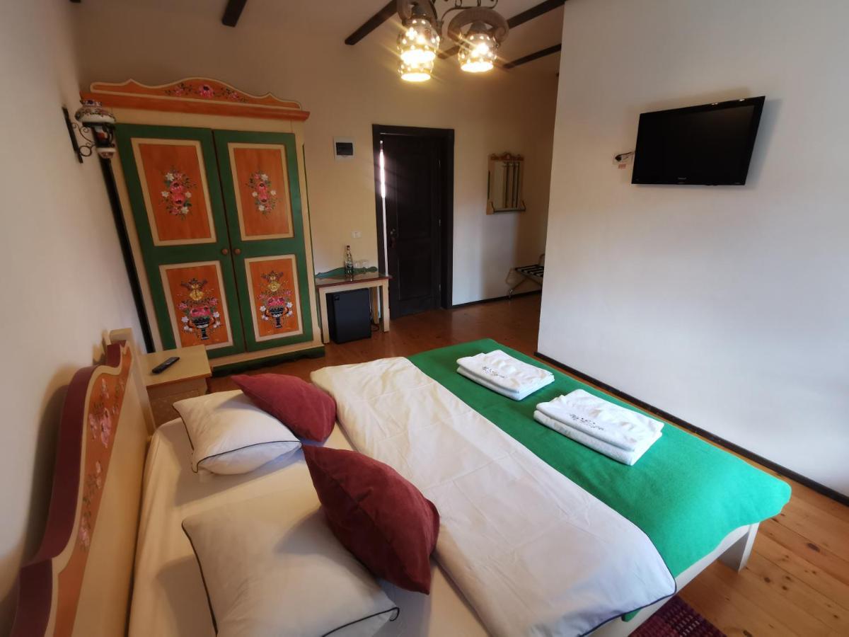 Pensiunea Casa Moga Bucium  ภายนอก รูปภาพ