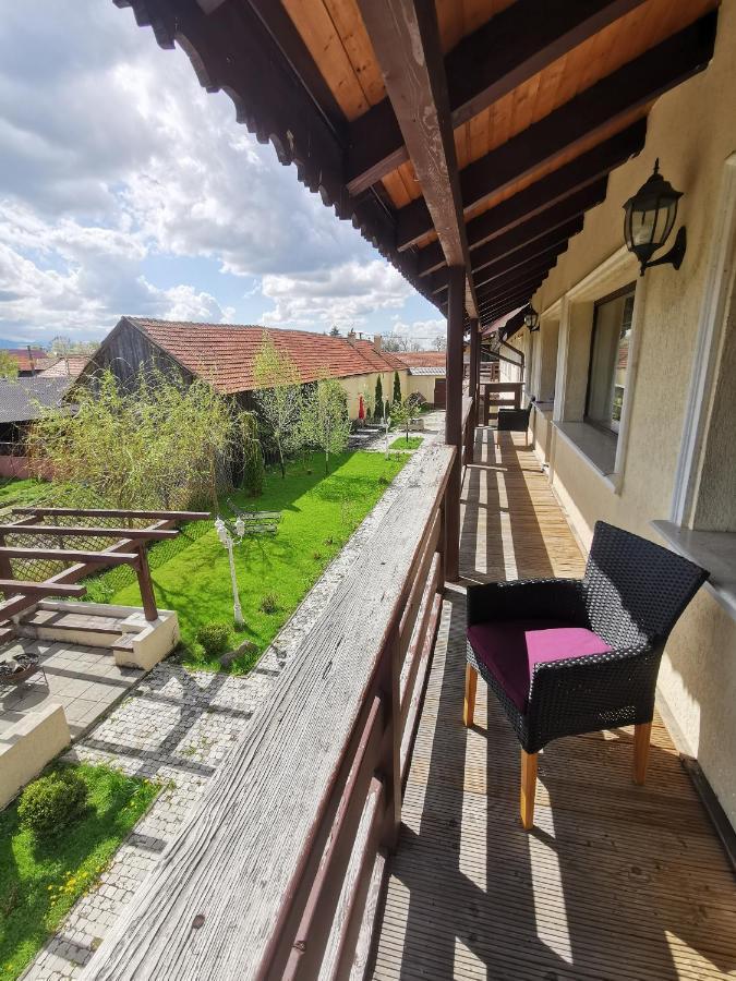 Pensiunea Casa Moga Bucium  ภายนอก รูปภาพ